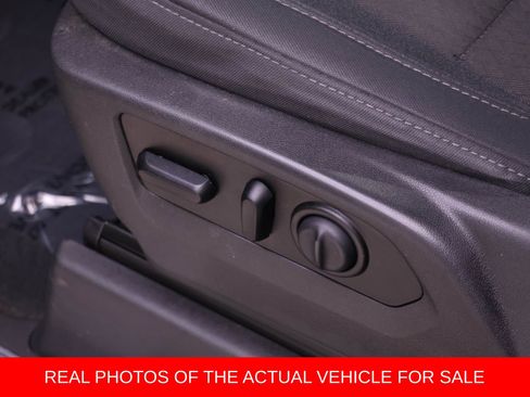 Used 2020 GMC Sierra 1500 SLE w/ SLE Value Package image 15