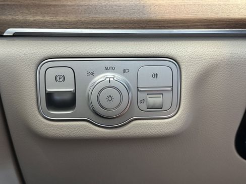 New 2026 Mercedes-Benz GLE 350 4MATIC image 17