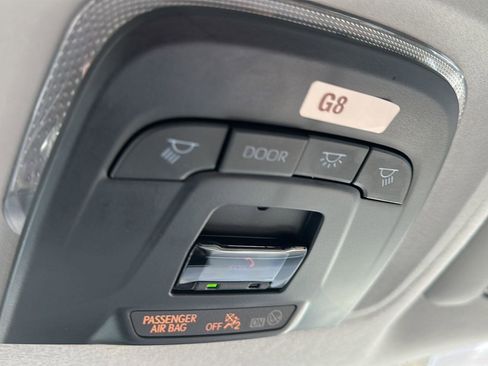 Used 2024 Toyota Corolla Cross L image 10