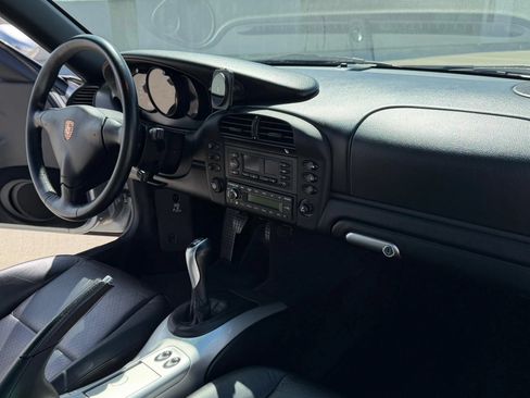 Used 2002 Porsche 911 GT3 RS image 43