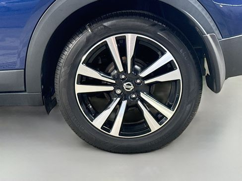 Used 2020 Nissan Kicks SV FWD image 37