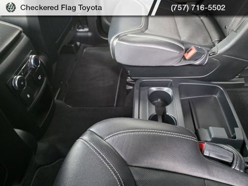 Used 2020 Ford Explorer ST w/ ST Street Pack image 39