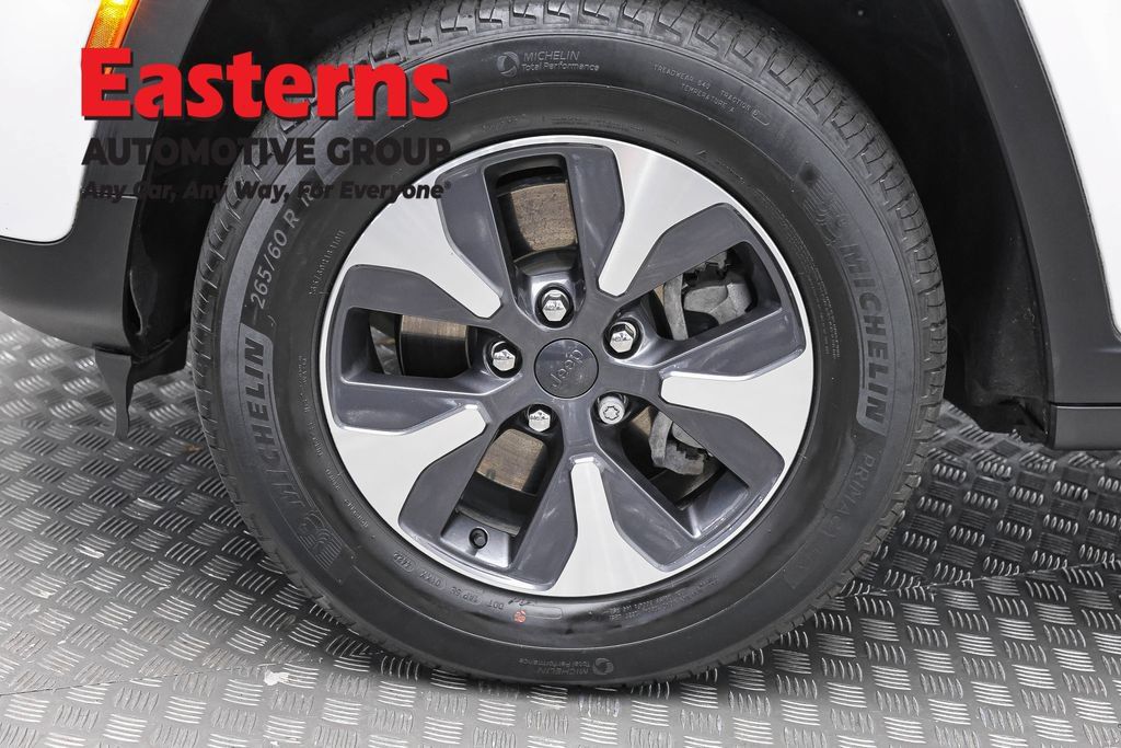 Used 2023 Jeep Grand Cherokee 4WD 4xe image 39