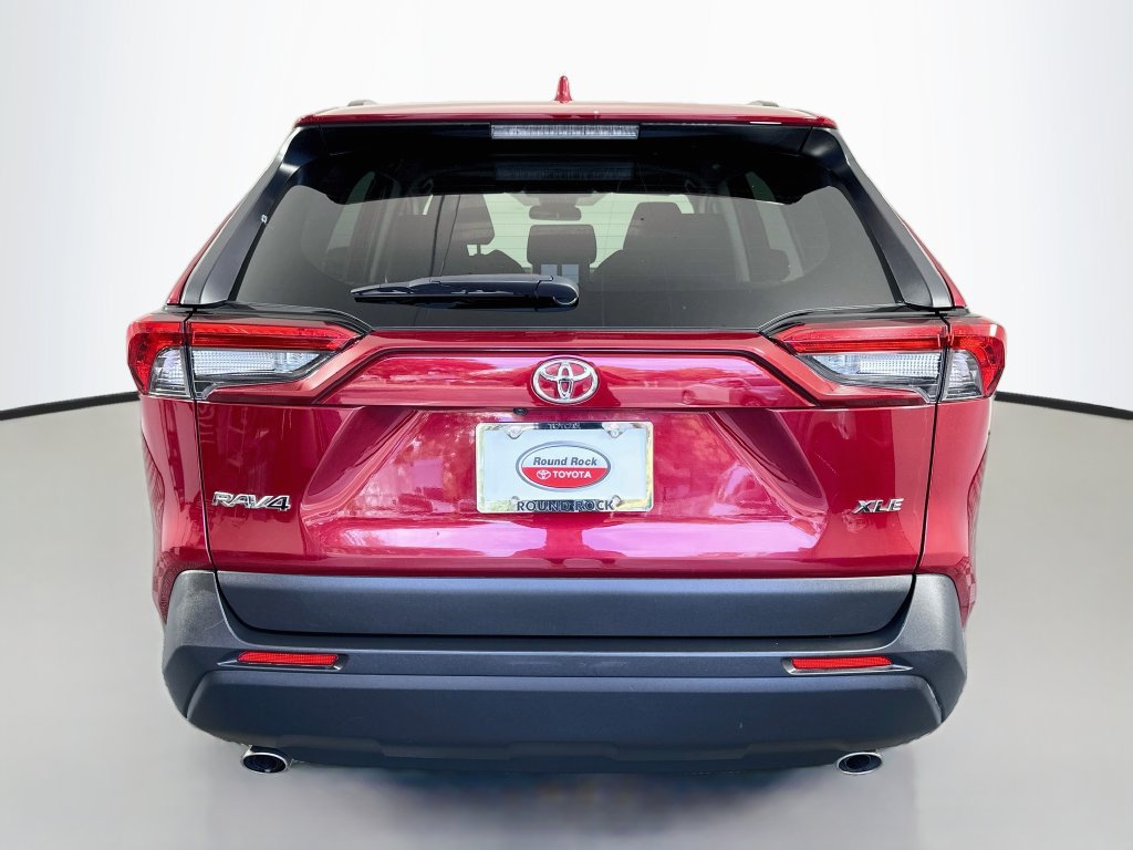 Certified 2025 Toyota RAV4 XLE FWD image 6