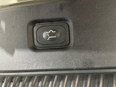 Used 2025 Ford Expedition Tremor AWD/4WD image 35