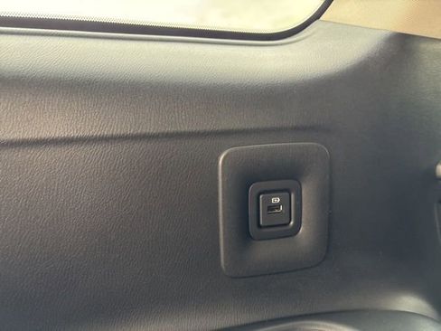 Used 2017 INFINITI QX60 Luxe image 39