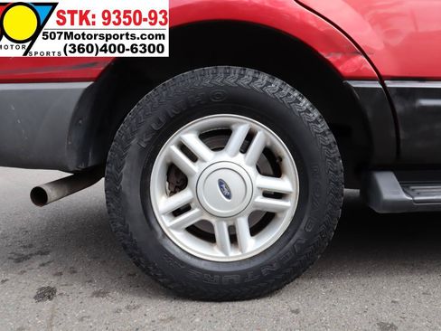 Used 2003 Ford Expedition XLT AWD/4WD image 25