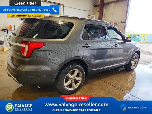 Used 2017 Ford Explorer XLT w/ Equipment Group 202A AWD/4WD image 4
