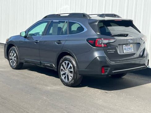 Certified 2022 Subaru Outback Premium image 4