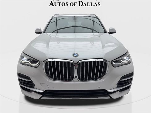 Used 2022 BMW X5 sDrive40i w/ Premium Package image 4