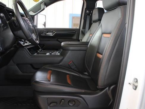 Used 2024 GMC Sierra 2500 AT4 w/ AT4 Premium Plus Package image 25