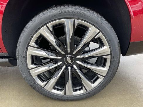 New 2026 Cadillac Escalade Luxury w/ Touring Package image 10