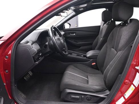 Used 2023 Honda Accord Sport image 12