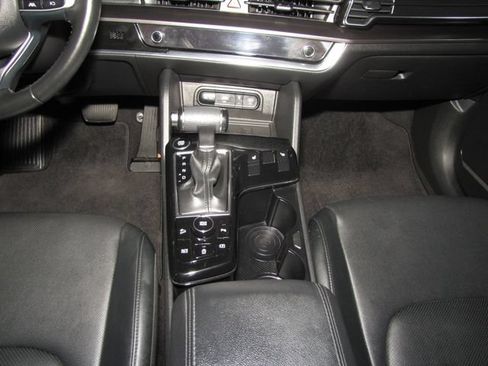 Used 2023 Kia Sportage EX FWD image 16