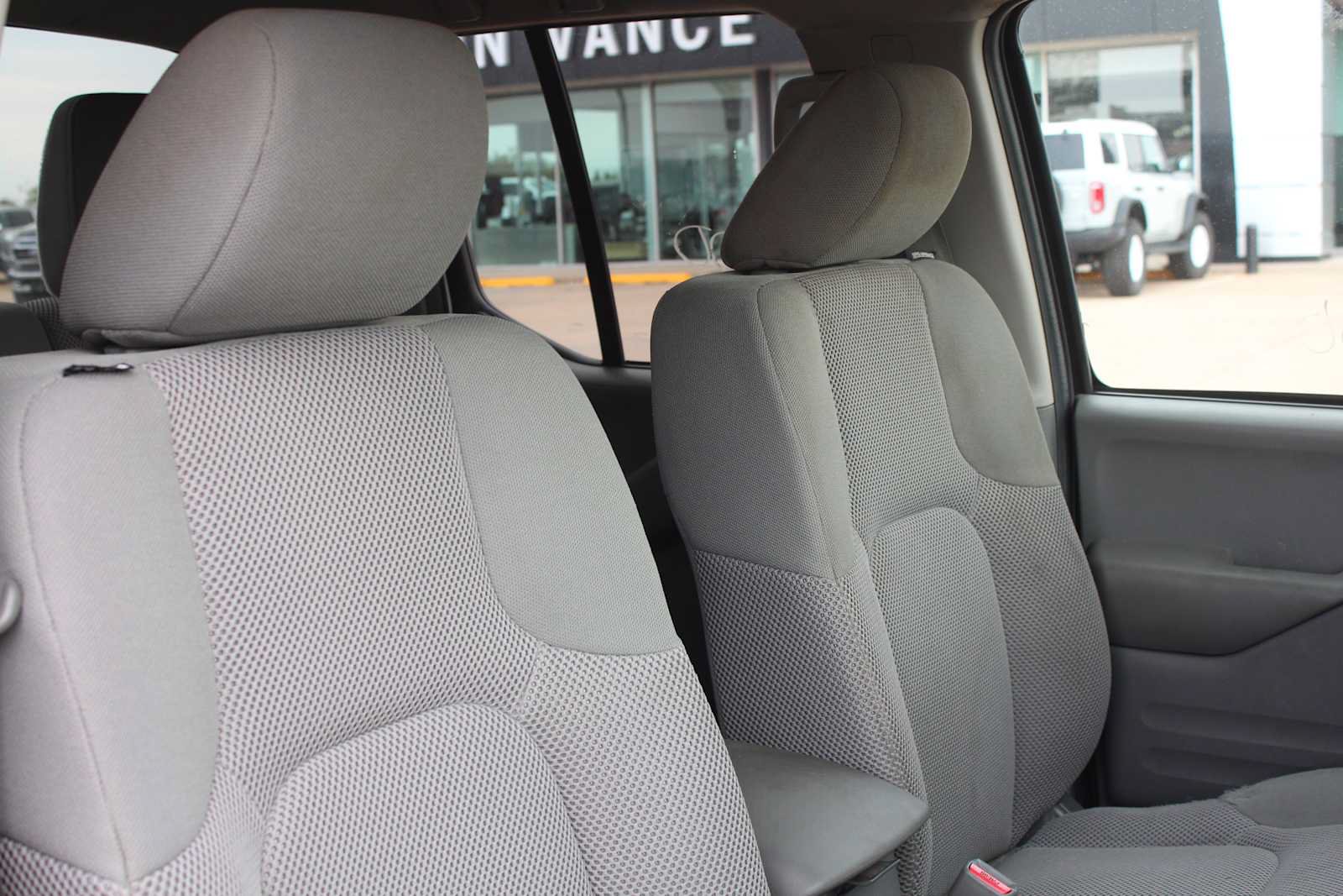 Used 2019 Nissan Frontier SV RWD image 19