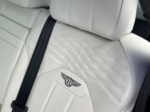 Certified 2025 Bentley Bentayga image 50