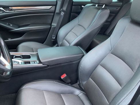 Used 2020 Honda Accord Sport image 17