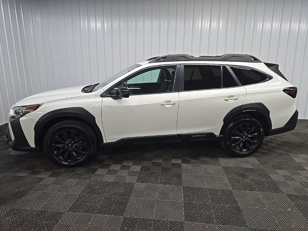 Used 2023 Subaru Outback Onyx Edition AWD/4WD image 5