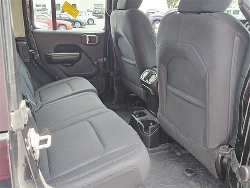 Used 2019 Jeep Wrangler Unlimited Sport image 16