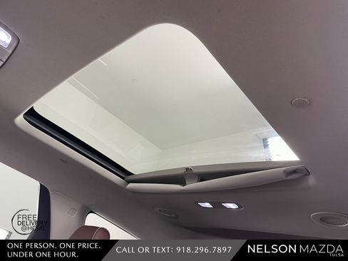 Used 2018 Buick Enclave Avenir w/ Avenir Technology Package image 40