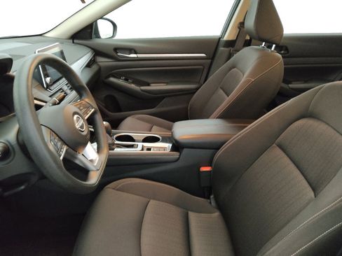 Used 2023 Nissan Altima 2.5 SV AWD/4WD image 17