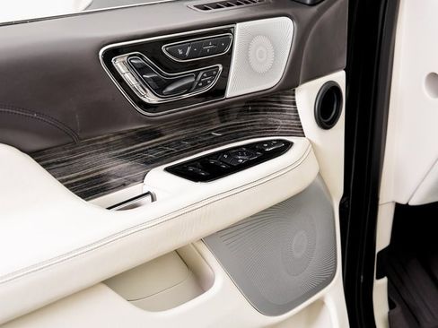 Used 2020 Lincoln Navigator L Black Label image 8