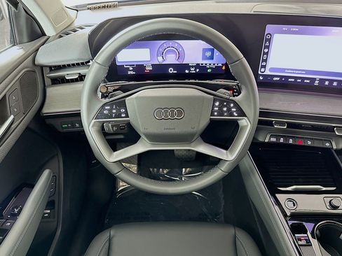 New 2026 Audi Q3 quattro 2.0T AWD/4WD image 5