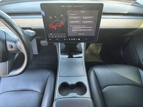 Used 2018 Tesla Model 3 Long Range RWD image 18