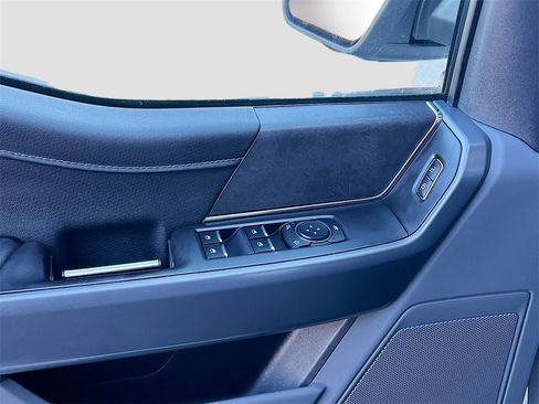 Used 2024 Ford F150 XLT w/ Mobile Office Package image 18