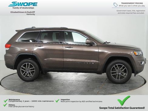 Used 2019 Jeep Grand Cherokee Laredo w/ 18" Wheel & 8.4" Radio Group AWD/4WD image 3