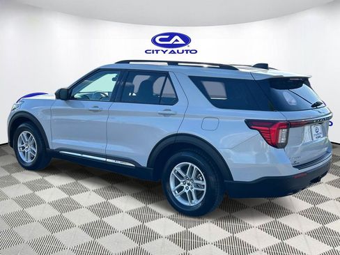 Used 2025 Ford Explorer Active image 6