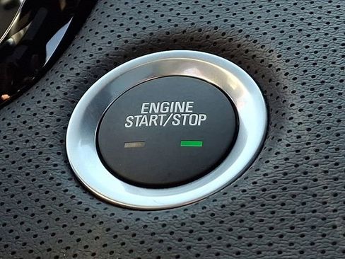 Certified 2025 Cadillac XT5 Sportv image 26