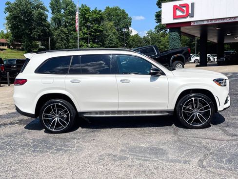 Used 2022 Mercedes-Benz GLS 450 4MATIC image 4