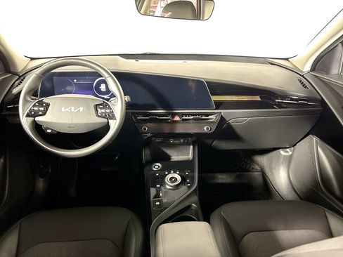 Certified 2023 Kia Niro Wind FWD image 13