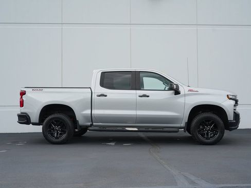 Certified 2022 Chevrolet Silverado 1500 LT Trail Boss w/ Safety Package AWD/4WD image 2