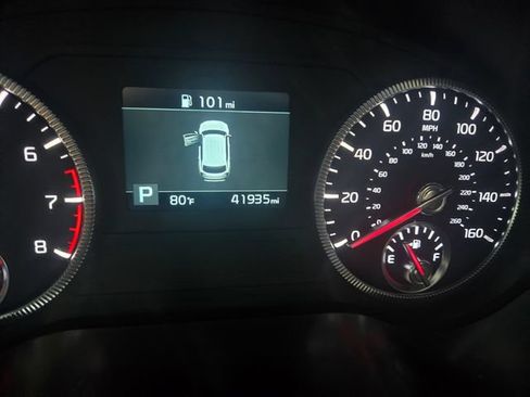 Used 2022 Kia Telluride EX w/ EX Premium Package AWD/4WD image 3