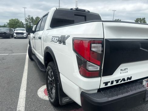 Used 2023 Nissan Titan PRO-4X w/ Pro-4x Convenience Package AWD/4WD image 2