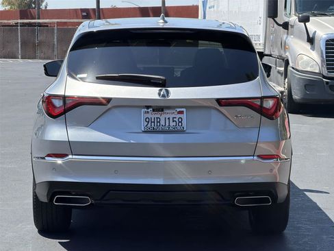 Certified 2023 Acura MDX FWD w/ Technology Package image 6