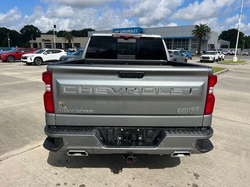 Used 2024 Chevrolet Silverado 1500 High Country w/ Technology Package AWD/4WD image 6