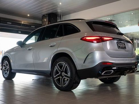 Certified 2026 Mercedes-Benz GLC 300 4MATIC image 4