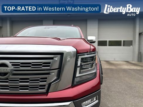 Used 2021 Nissan Titan Platinum Reserve w/ Moonroof Package AWD/4WD image 3