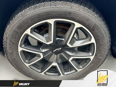 Used 2021 Chevrolet Tahoe RST w/ Luxury Package image 32