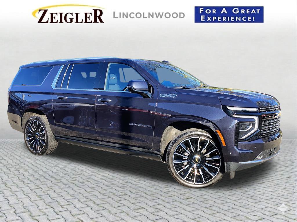 Used 2025 Chevrolet Suburban High Country AWD/4WD image 3