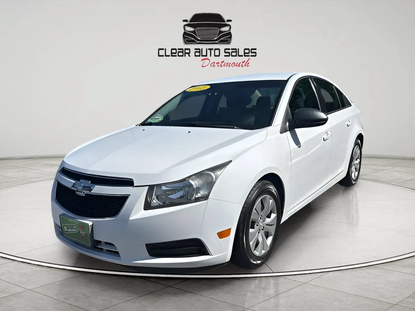 Used 2013 Chevrolet Cruze LS FWD image 3