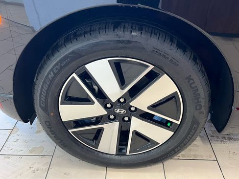 New 2026 Hyundai Ioniq 9 SEL AWD/4WD image 13