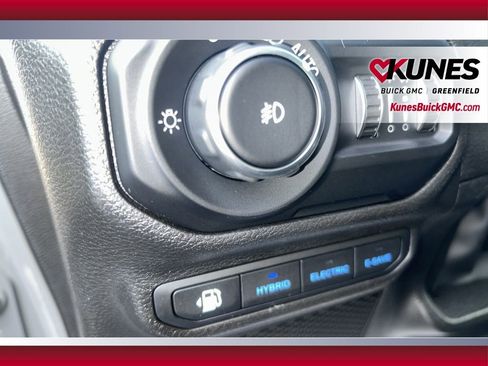 Used 2022 Jeep Wrangler Unlimited Sahara 4xe w/ Cold Weather Group image 18