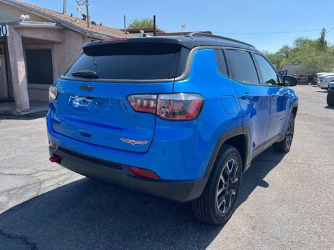 Used 2018 Jeep Compass Trailhawk w/ Leather Interior Group AWD/4WD image 5
