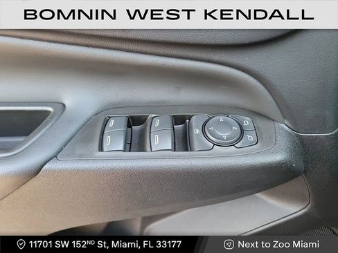 Used 2023 Chevrolet Equinox LT image 27