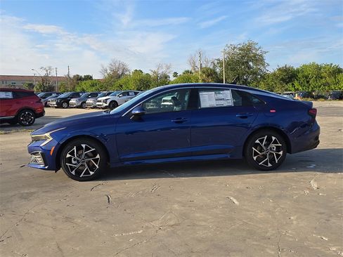 New 2026 Kia K5 EX image 5