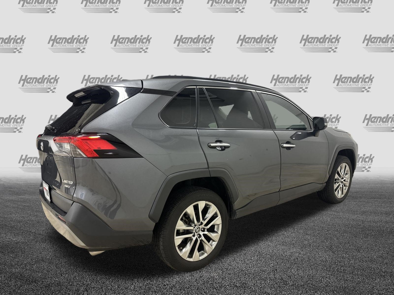 Used 2022 Toyota RAV4 Limited w/ Limited Grade Weather Package AWD/4WD image 10